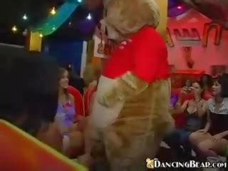 Dancingbear dati na gift od kurac katie cummings