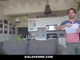 Sislovesme - i mrekullueshëm step-sis fucks të dy step-brothers