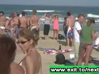 Spiaggia festa con ubriaco glorious il prossimo porta ragazze spettacolo