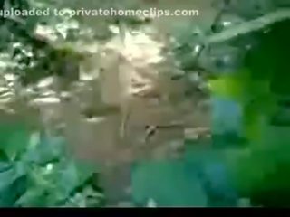 Indian ladki in jungle outdoor damsel fucked hard www.xnidhicam.blogspot.com