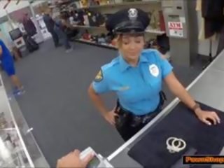 Latina cảnh sát video tắt cô ấy lợi phẩm vì tiền