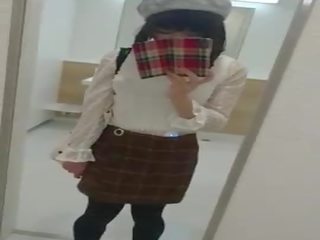 Hoàn toàn đẹp crossdresser cums handsfree 4