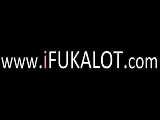 有名な イヴァナ fukalot と 優れた フェラチオ