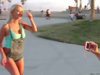 Skateboard spiaggia babes tara morgan, mandy armani