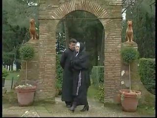 אסור מבוגר וידאו ב ה convent בין לסבית נזירות ו - מלוכלך monks